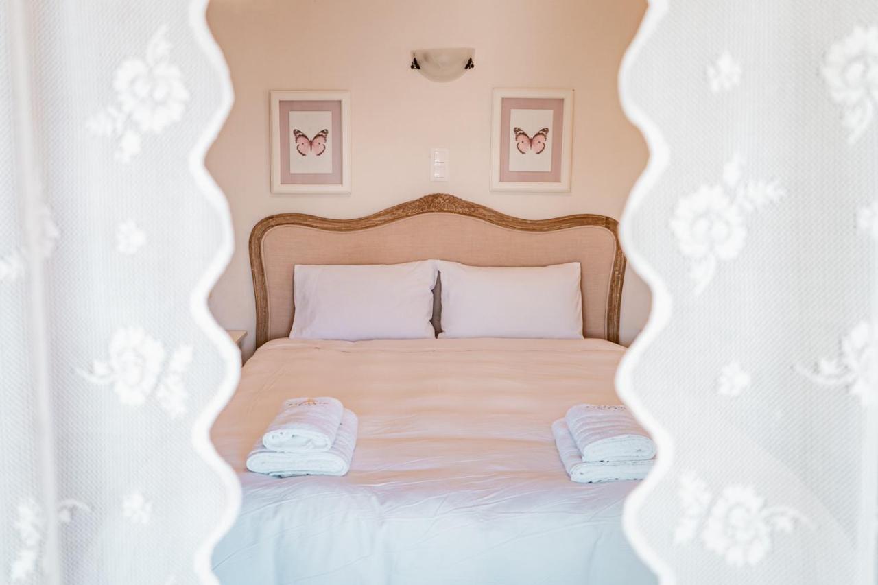 Neptune Sea House - Beachfront Agios Spyridon  Esterno foto